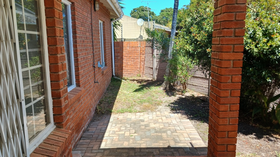 To Let 2 Bedroom Property for Rent in Lorraine Eastern Cape